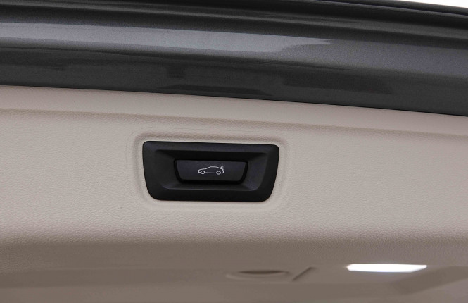 BMW_BMW_3_2655050_6.jpg