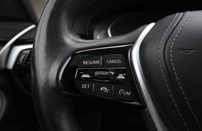 BMW_BMW_5_2550296_23.jpg