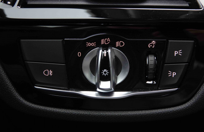 BMW_BMW_5_2550301_10.jpg