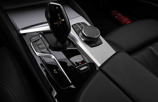 BMW_BMW_5_2550301_18.jpg
