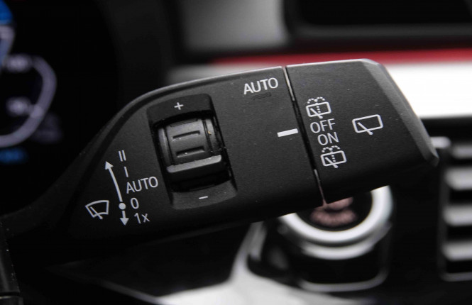 BMW_BMW_5_2550305_20.jpg BMW_BMW_5_2550305_20.jpg