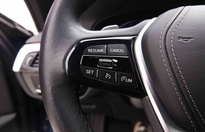 BMW_BMW_5_2550305_21.jpg BMW_BMW_5_2550305_21.jpg