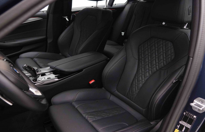 BMW_BMW_5_2550305_7.jpg BMW_BMW_5_2550305_7.jpg