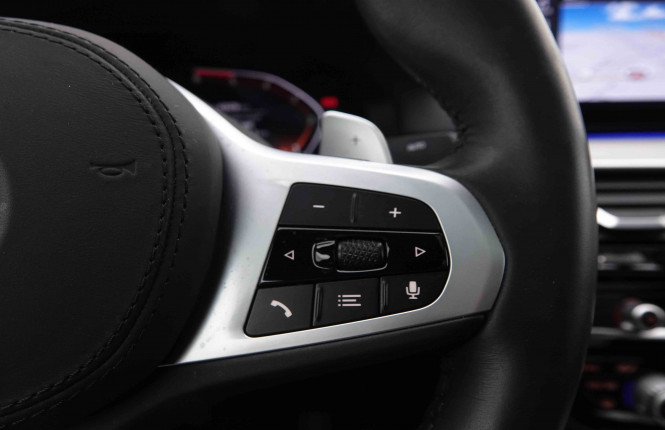 BMW_BMW_6_2550183_24.jpg