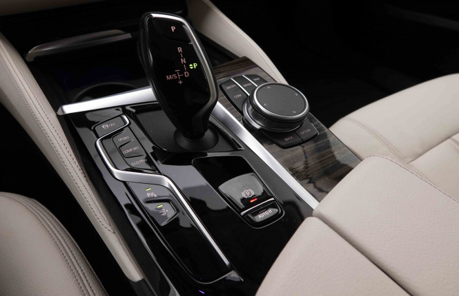 BMW_BMW_6_2550493_18.jpg