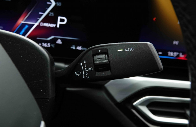 BMW_BMW_I4_2653083_20.jpg