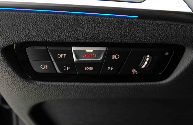 BMW_BMW_I4_2653083_23.jpg
