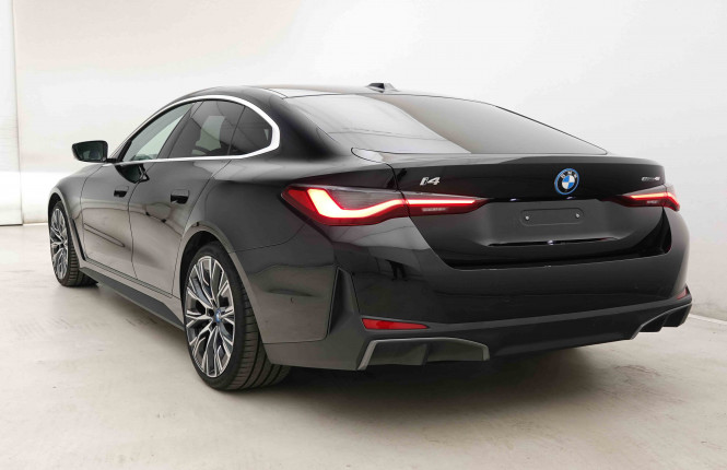 BMW_BMW_I4_2653083_32.jpg