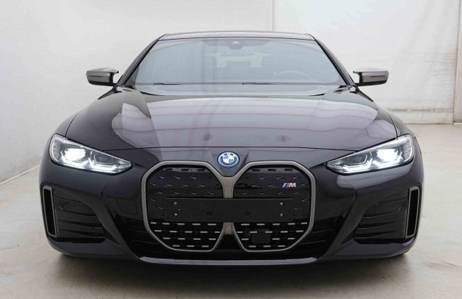 BMW_BMW_I4_2654911_28.jpg