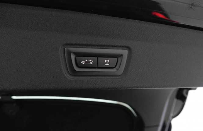 BMW_BMW_I4_2654911_6.jpg
