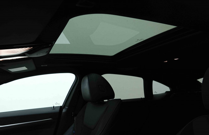 BMW_BMW_I4_2654911_9.jpg