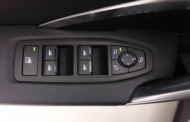 BMW_BMW_X1_2551100_22.jpg BMW_BMW_X1_2551100_22.jpg