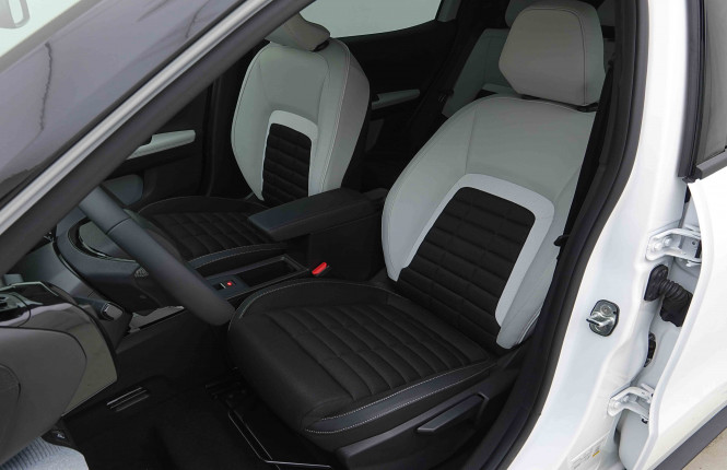 CITROEN_CITROEN_C3AIRCROSS_2654877_6.jpg