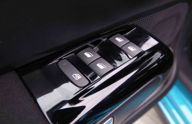 CITROEN_CITROEN_C3_2549100_17.jpg