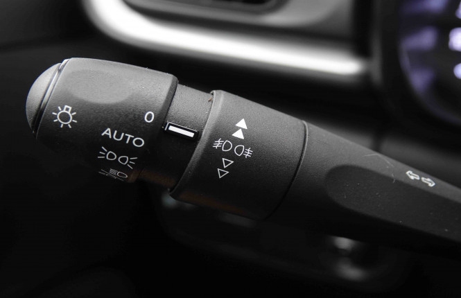 CITROEN_CITROEN_C3_2549127_13.jpg