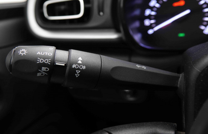 CITROEN_CITROEN_C3_2550407_15.jpg CITROEN_CITROEN_C3_2550407_15.jpg