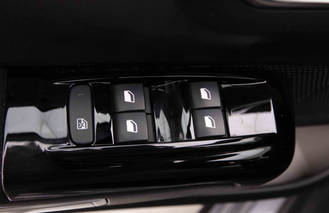 CITROEN_CITROEN_C3_2550407_20.jpg CITROEN_CITROEN_C3_2550407_20.jpg