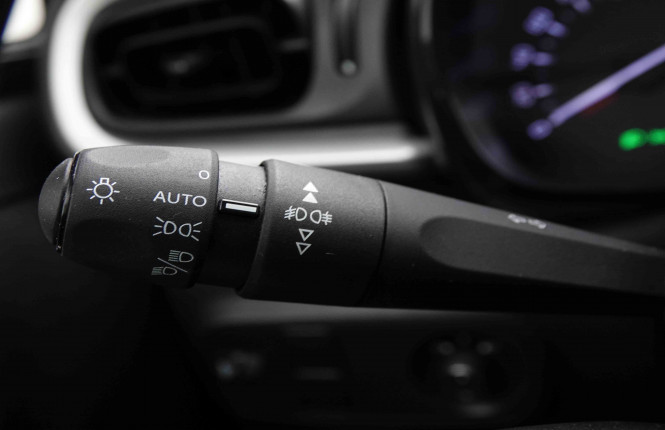 CITROEN_CITROEN_C3_2551334_15.jpg CITROEN_CITROEN_C3_2551334_15.jpg