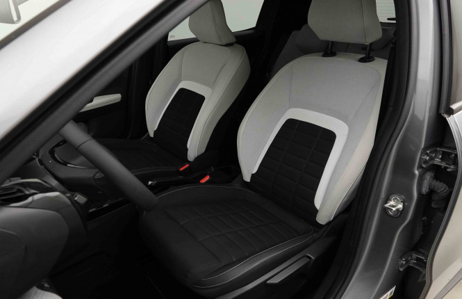 CITROEN_CITROEN_C3_2654475_6.jpg CITROEN_CITROEN_C3_2654475_6.jpg