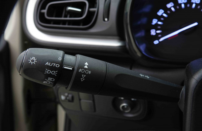 CITROEN_CITROEN_C3_2654597_12.jpg CITROEN_CITROEN_C3_2654597_12.jpg