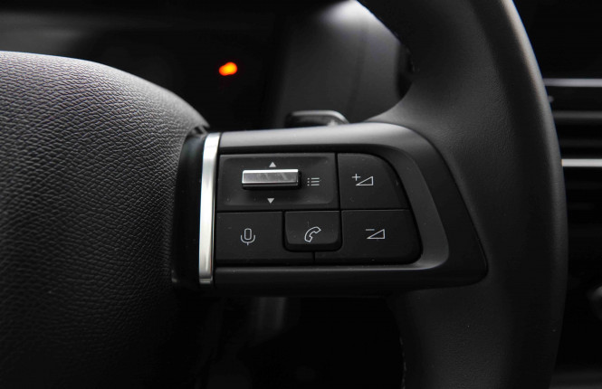 CITROEN_CITROEN_C4 X_2549728_19.jpg