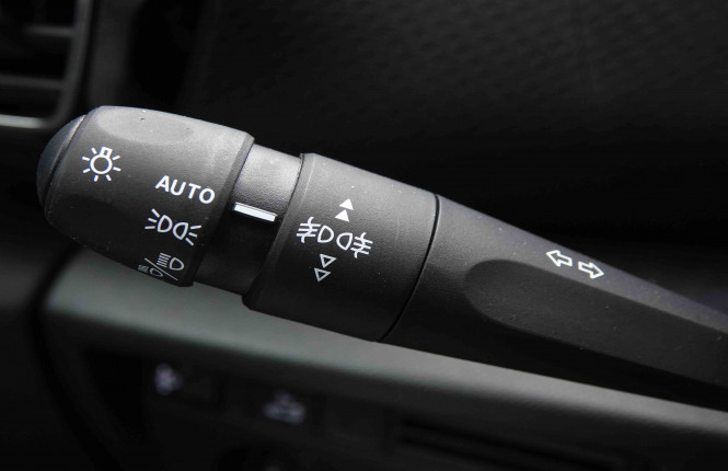 CITROEN_CITROEN_C4 X_2549729_18.jpg