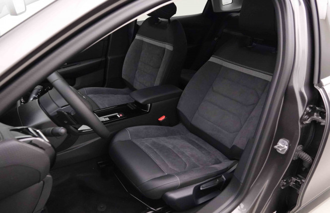 CITROEN_CITROEN_C4 X_2652110_6.jpg