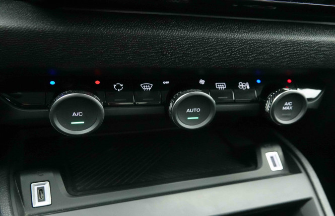 CITROEN_CITROEN_C4 X_2653656_13.jpg CITROEN_CITROEN_C4 X_2653656_13.jpg