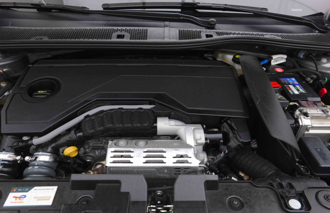 CITROEN_CITROEN_C4 X_2653785_22.jpg CITROEN_CITROEN_C4 X_2653785_22.jpg