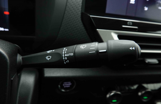 CITROEN_CITROEN_C4 X_2653787_17.jpg CITROEN_CITROEN_C4 X_2653787_17.jpg