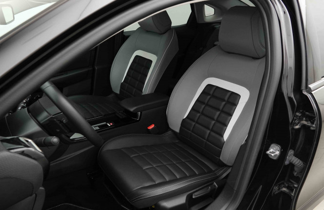 CITROEN_CITROEN_C4 X_2653790_6.jpg CITROEN_CITROEN_C4 X_2653790_6.jpg