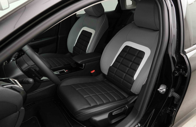 CITROEN_CITROEN_C4 X_2654286_6.jpg CITROEN_CITROEN_C4 X_2654286_6.jpg