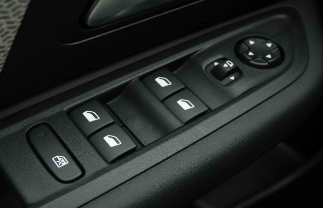 CITROEN_CITROEN_C4 X_2654375_22.jpg