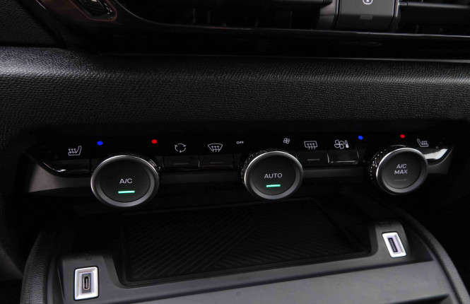 CITROEN_CITROEN_C4_2547504_12.jpg
