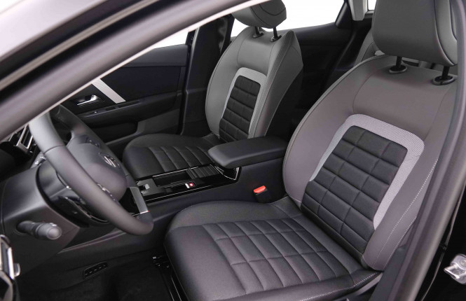 CITROEN_CITROEN_C4_2548668_6.jpg