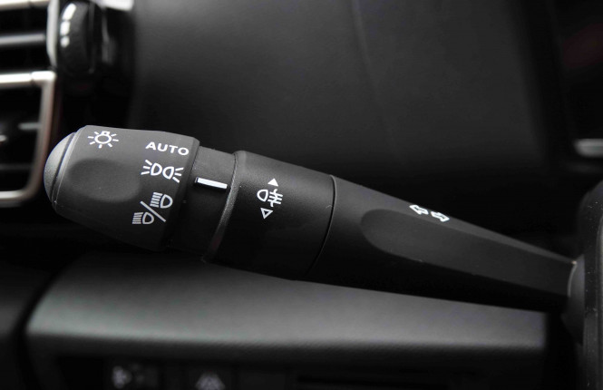 CITROEN_CITROEN_C4_2548982_16.jpg