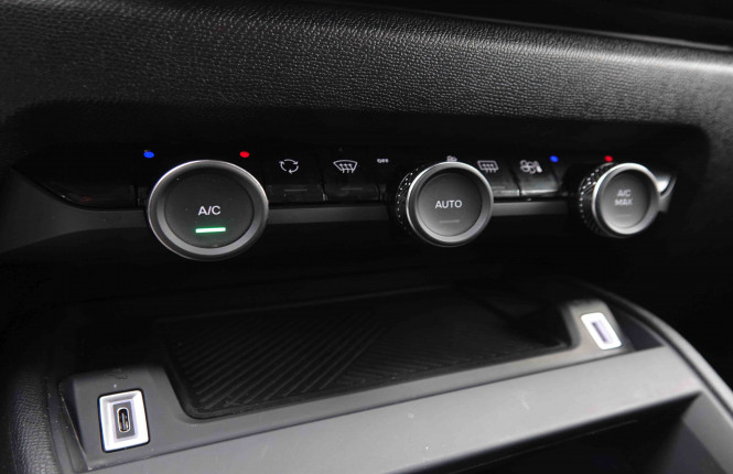 CITROEN_CITROEN_C4_2550086_15.jpg