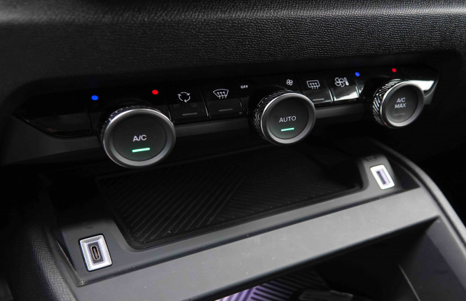 CITROEN_CITROEN_C4_2550088_16.jpg