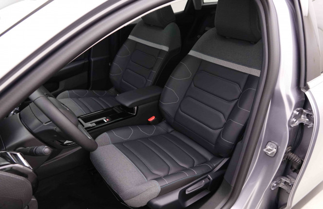 CITROEN_CITROEN_C4_2550942_6.jpg