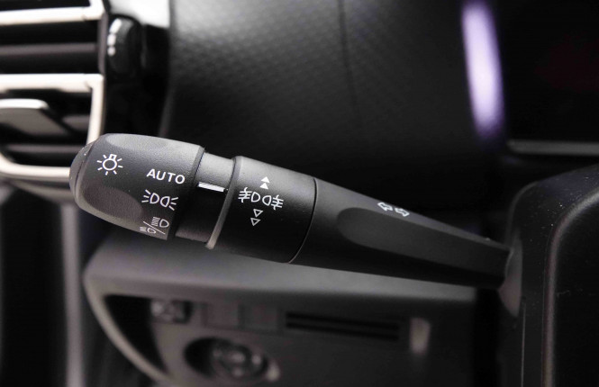 CITROEN_CITROEN_C4_2551412_18.jpg CITROEN_CITROEN_C4_2551412_18.jpg