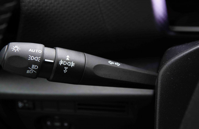 CITROEN_CITROEN_C4_2551413_16.jpg CITROEN_CITROEN_C4_2551413_16.jpg