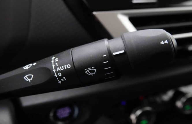 CITROEN_CITROEN_C4_2652043_16.jpg CITROEN_CITROEN_C4_2652043_16.jpg