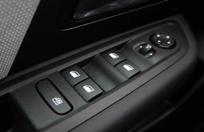 CITROEN_CITROEN_C4_2652570_81.jpg CITROEN_CITROEN_C4_2652570_81.jpg