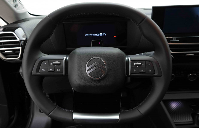 CITROEN_CITROEN_C4_2654244_8.jpg CITROEN_CITROEN_C4_2654244_8.jpg