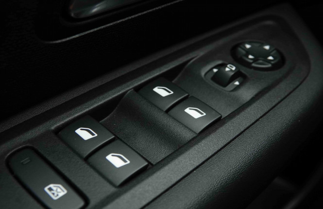 CITROEN_CITROEN_C4_2654366_22.jpg CITROEN_CITROEN_C4_2654366_22.jpg