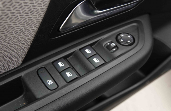 CITROEN_CITROEN_C4_2654367_20.jpg CITROEN_CITROEN_C4_2654367_20.jpg