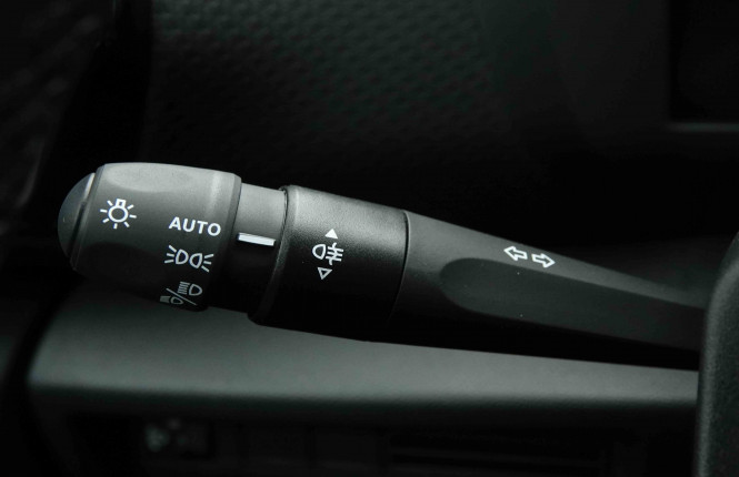 CITROEN_CITROEN_C4_2654465_16.jpg CITROEN_CITROEN_C4_2654465_16.jpg