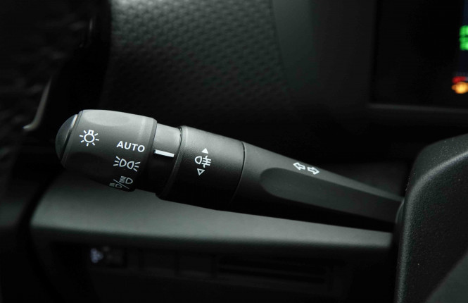 CITROEN_CITROEN_C4_2654468_15.jpg CITROEN_CITROEN_C4_2654468_15.jpg