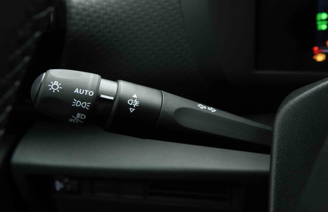CITROEN_CITROEN_C4_2654469_16.jpg CITROEN_CITROEN_C4_2654469_16.jpg