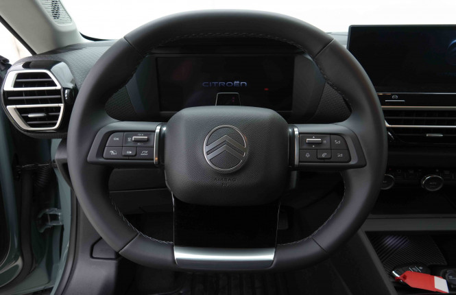 CITROEN_CITROEN_C4_2654661_8.jpg CITROEN_CITROEN_C4_2654661_8.jpg